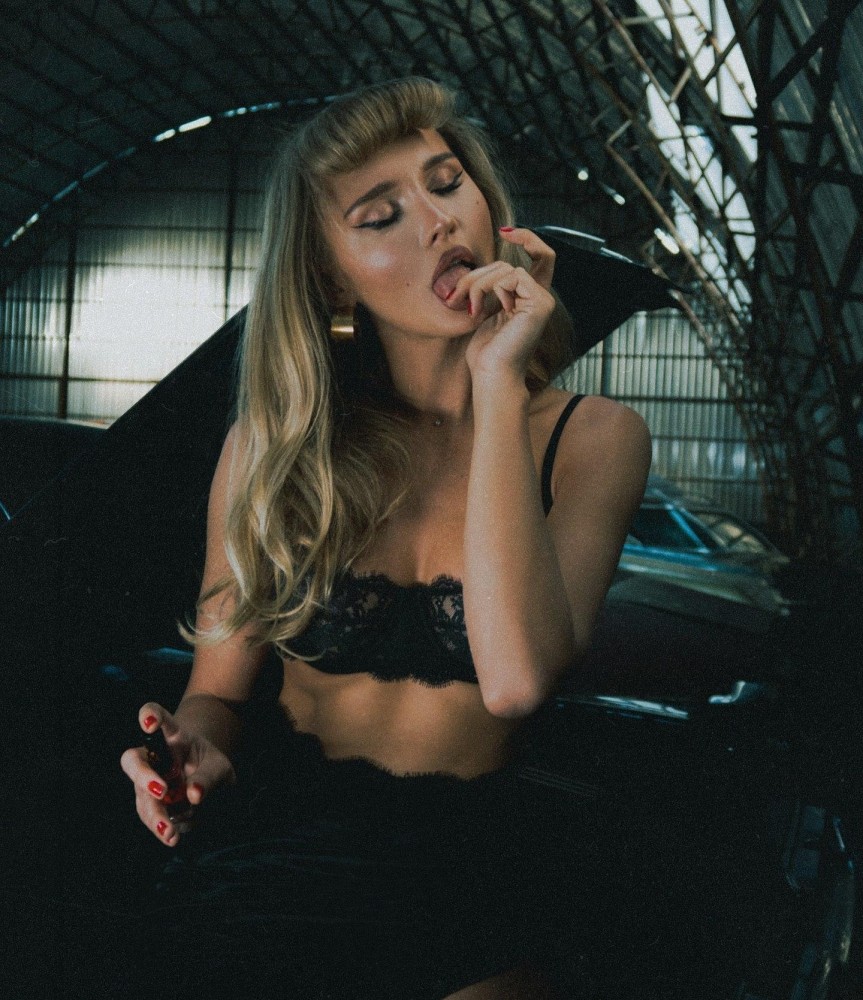 Индивидуалка Вика главное фото в городе Ульяновск 